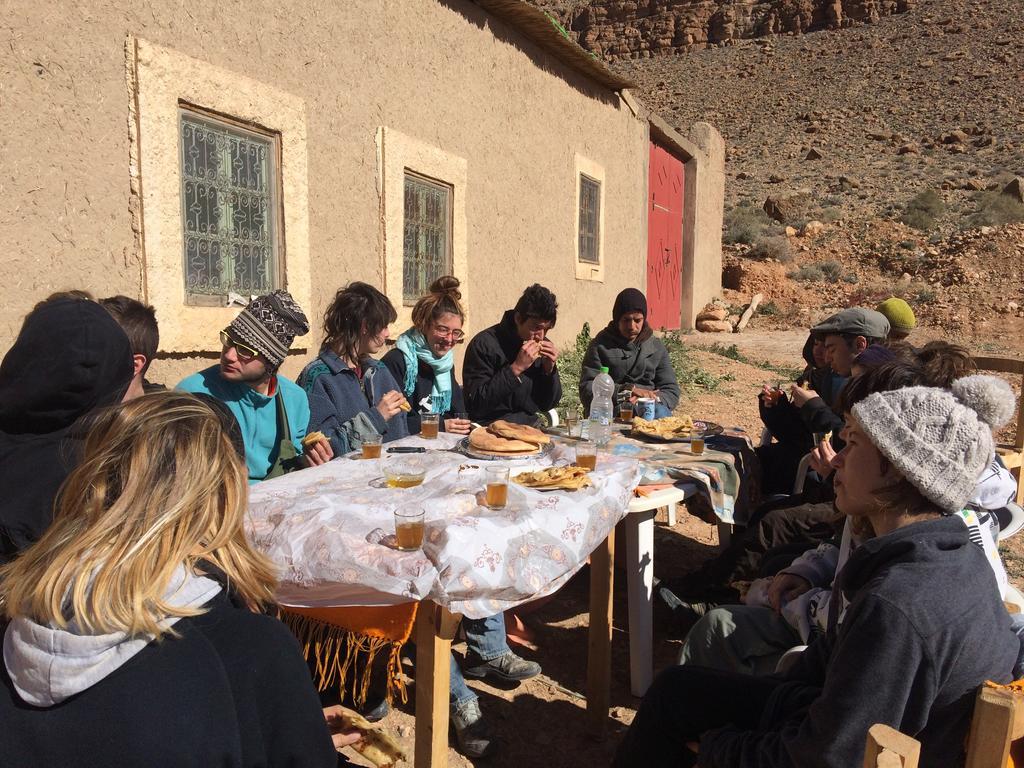 Gite D'Etape Traditionnel Berbere Ifri 外观 照片