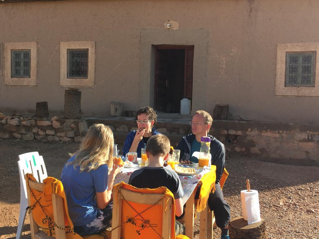 Gite D'Etape Traditionnel Berbere Ifri 外观 照片